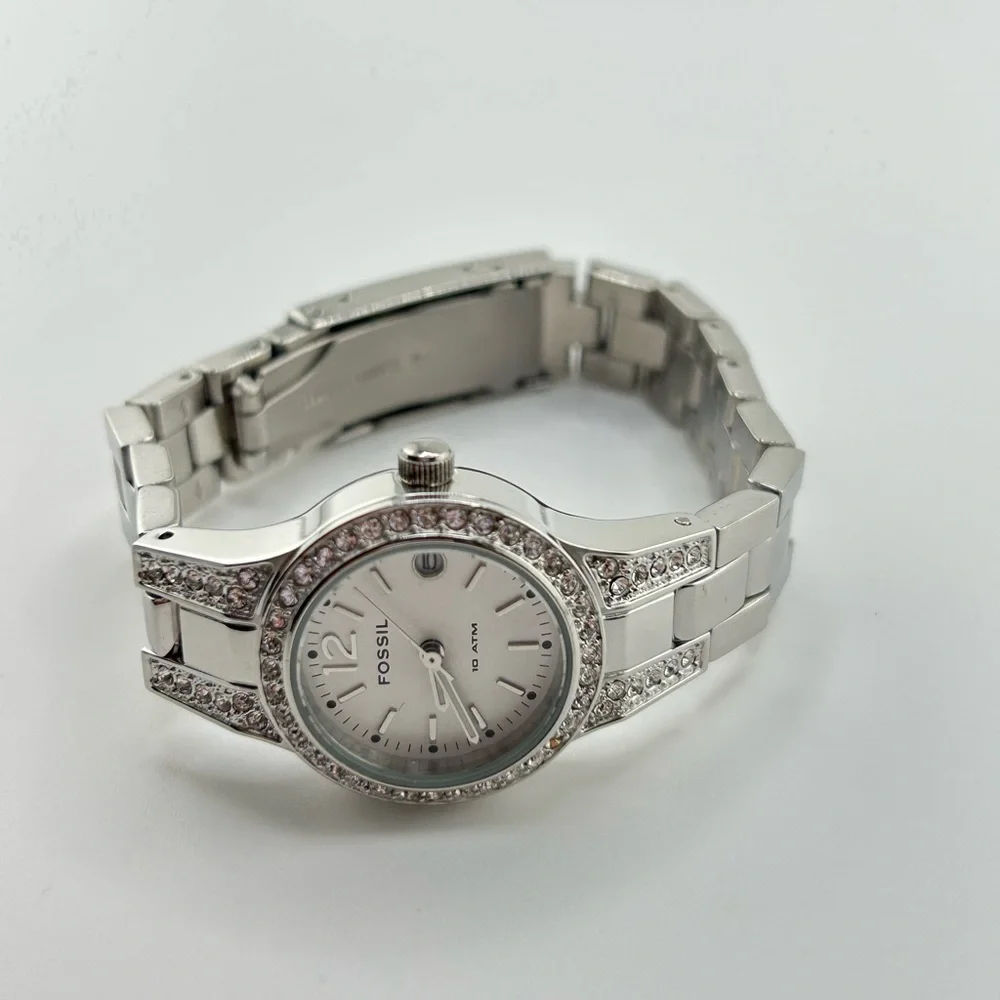 Fossil Silver Tone Encrusted Women’s Watch AM4192 Date 10 ATM Works #201